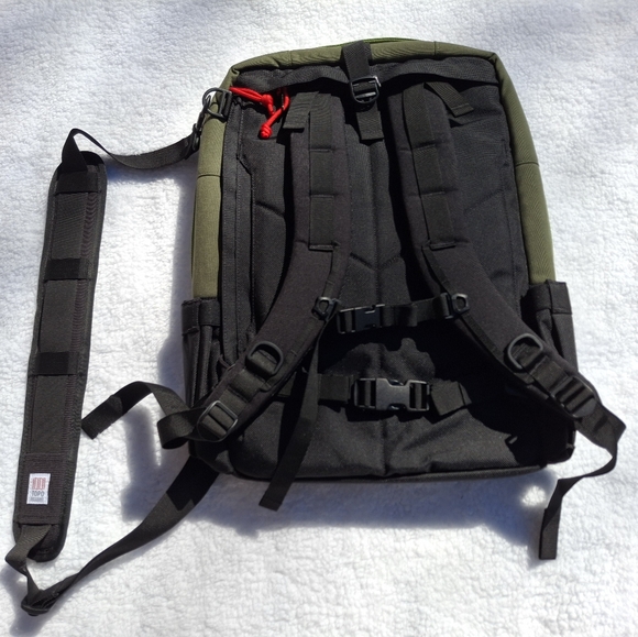 Topo Designs Global Travel Bag 30L Olive Green Backpack - NWT - Picture 10 of 14